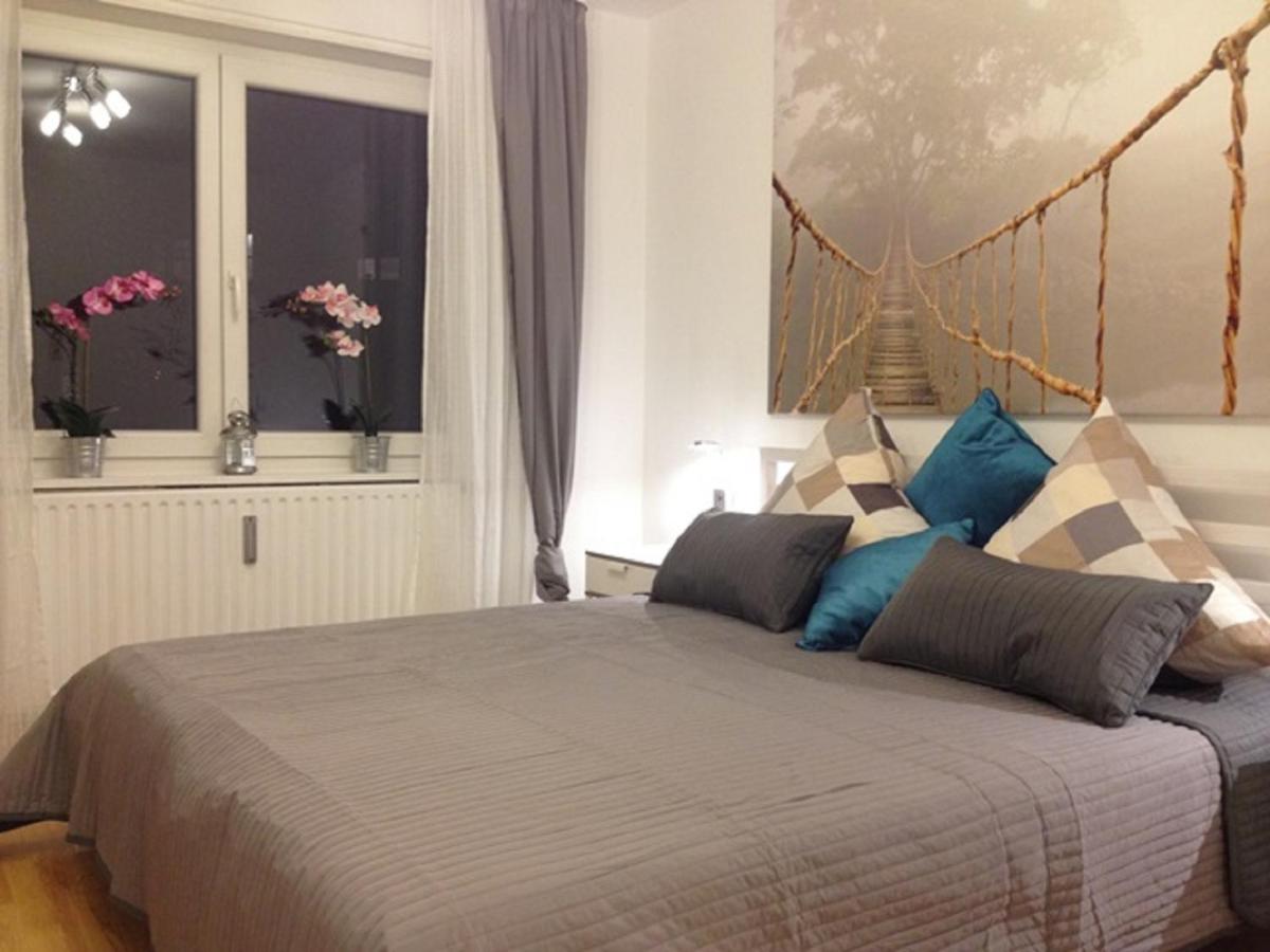 Two-Bedroom Apartment with Balcony (App. Lucca)
