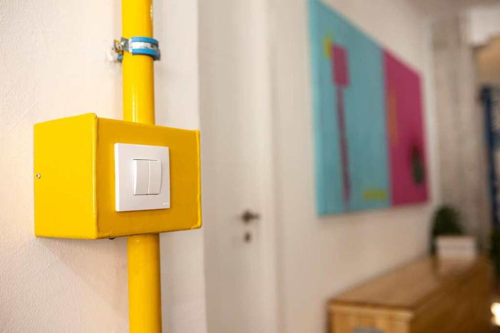 Amplio piso de diseño . - B&B
