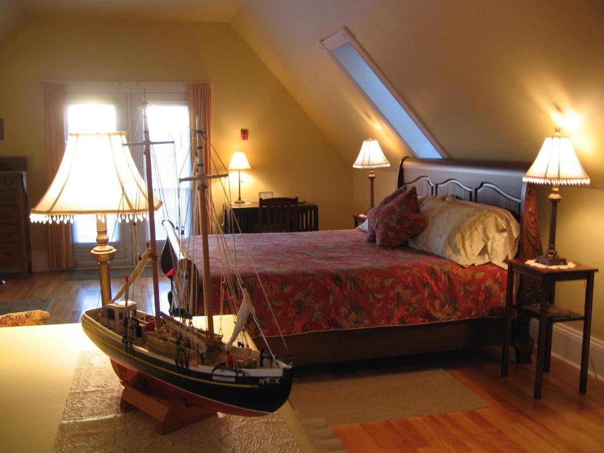 Superior King Suite