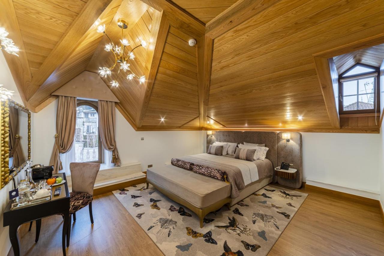 Deluxe Superior Room