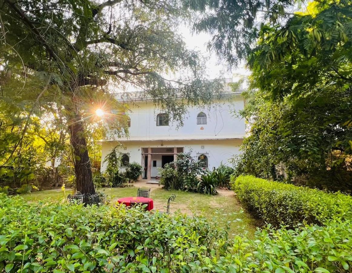 Twin Room with Bathroom