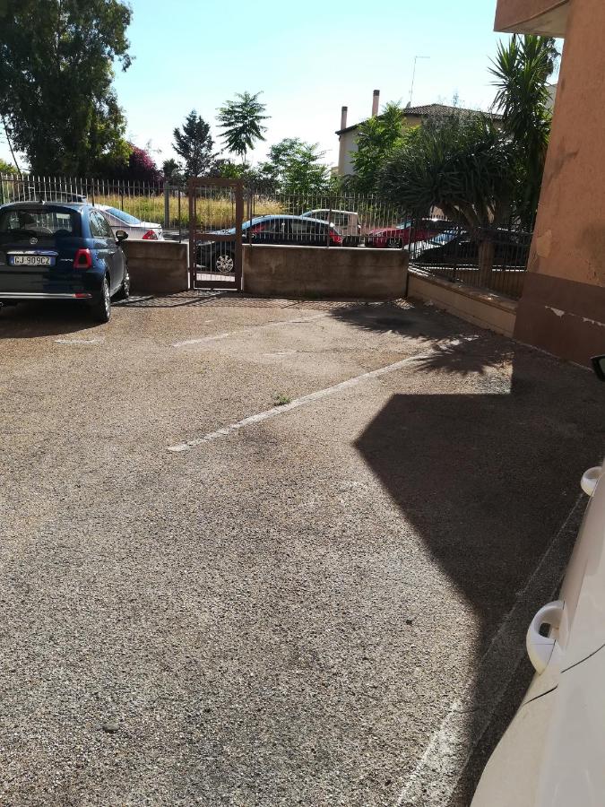 VIRGILIO APARTMENT 3 TARANTO-Posto auto riservato GRATUITO - B&B Tarento