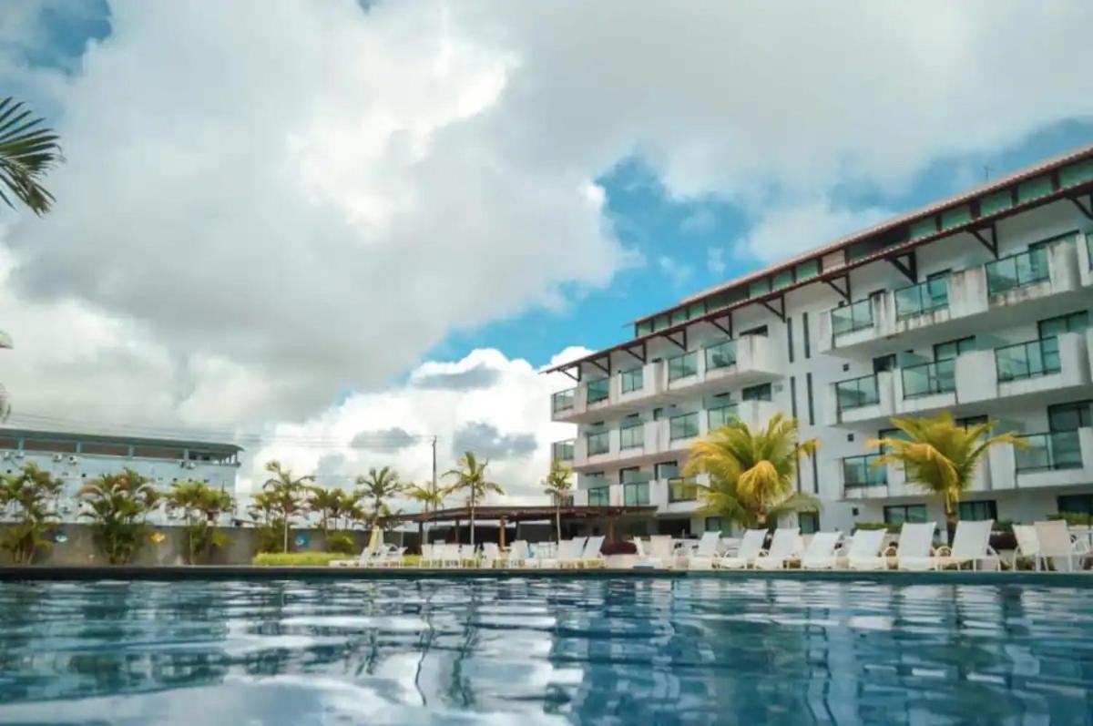 Laguna Beach Flat 101 Porto de Galinhas - Flat térreo com saída para piscina - B&B