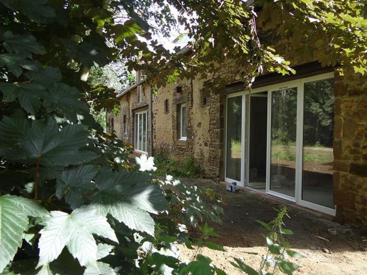 Charmante Ferme Rénovée avec Terrasse à 7 km du Mans, 8 Couchages, TV, Internet, Cuisine Équipée - FR-1-410-254 - Ferienwohnung