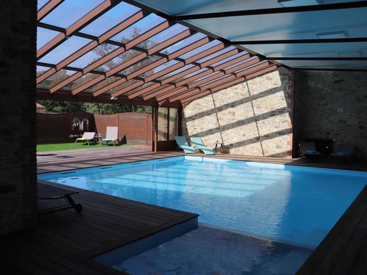 Holiday Home (10 Adults)