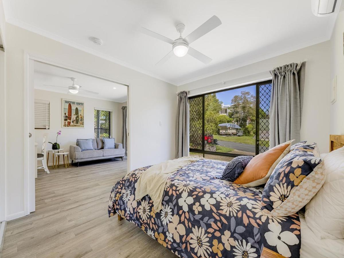 21 Bushlark Street Aroona QLD - B&B