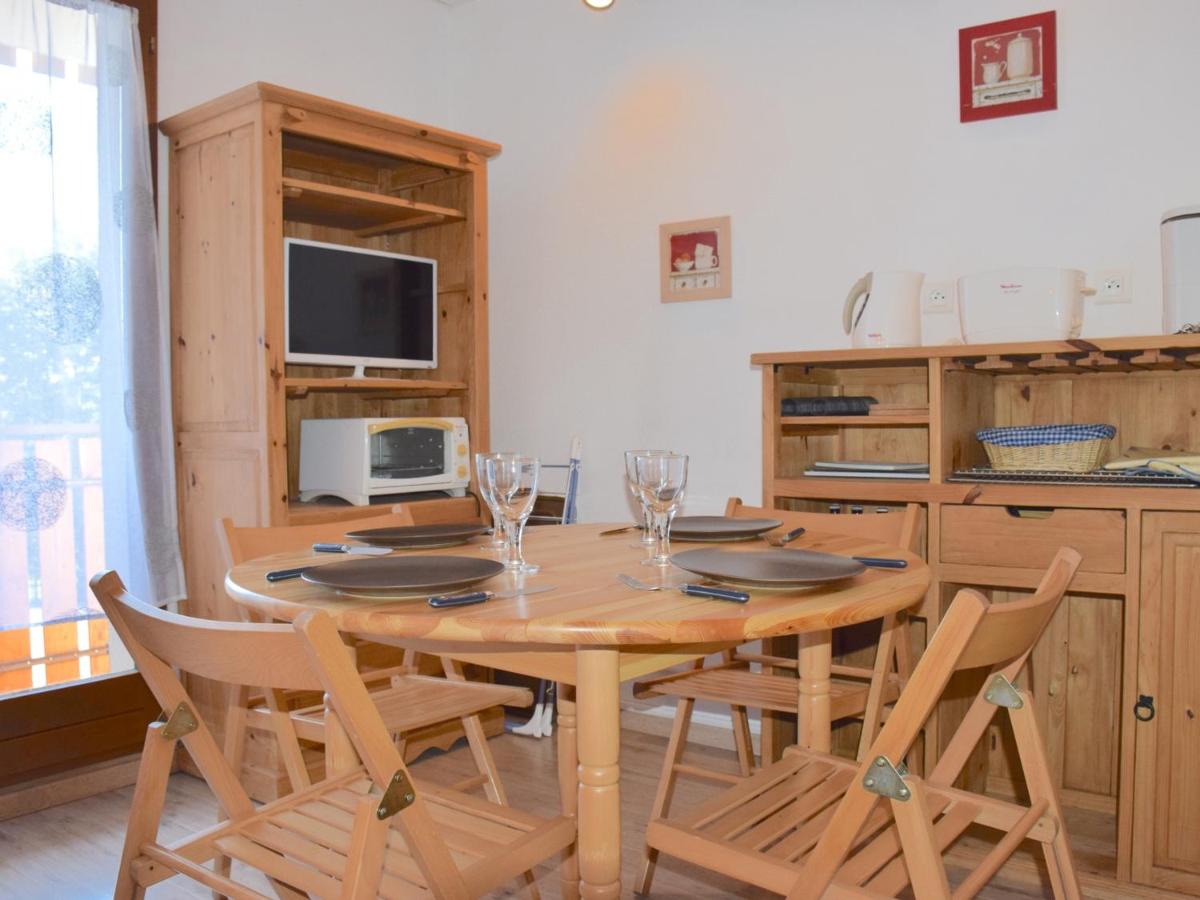 B&B Bernex - Appartement Bernex, 2 pièces, 4 personnes - FR-1-498-34 - Bed and Breakfast Bernex