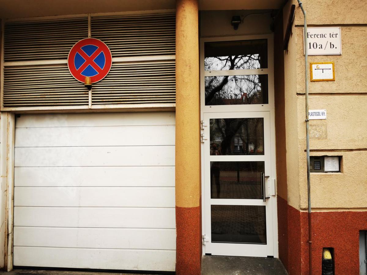 Floral Bliss Apartment - B&B Budapest