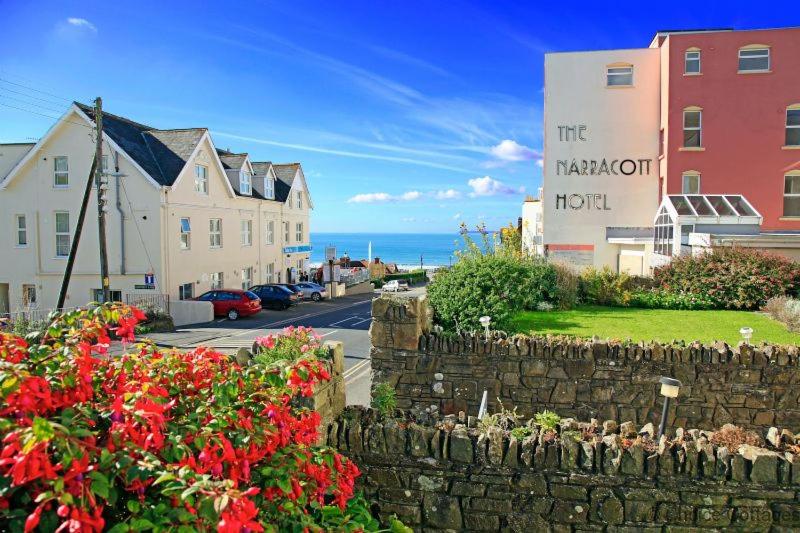 B&B Woolacombe - WOOLACOMBE HIBISCUS 2 Bedrooms - Bed and Breakfast Woolacombe