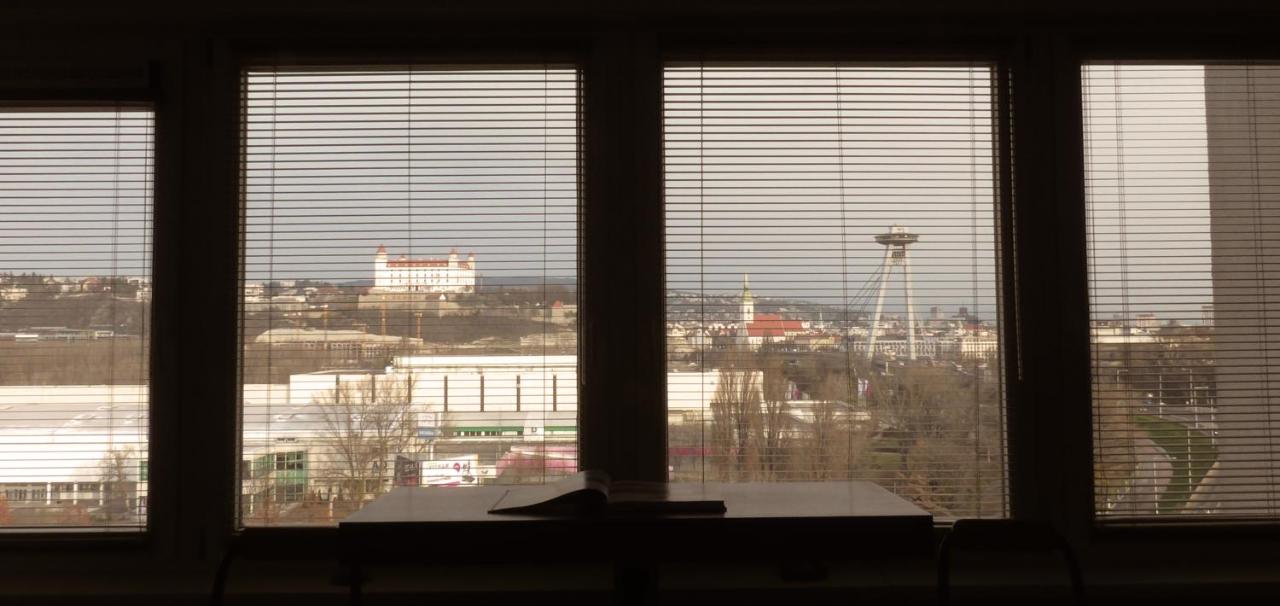 Studio with a view of the center of Bratislava - B&B Bratislava