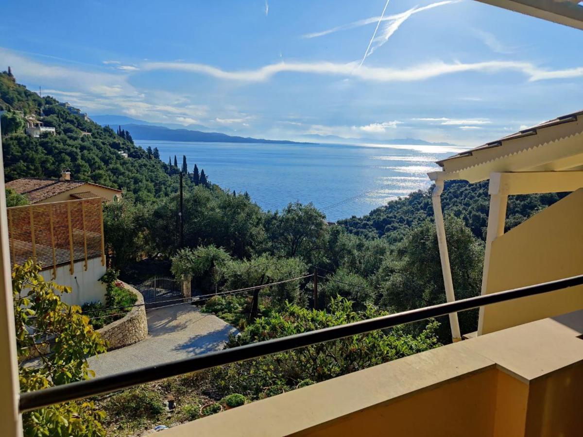 Kaminaki Seaview Apartments - Bed and Breakfast Katávolos