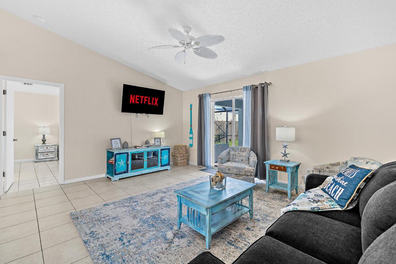 Serene Seaside Retreat - Dog friendly - 2BR Townhouse with Shared Heated Pool Steps to Paradise Beach! - B&B Melbourne