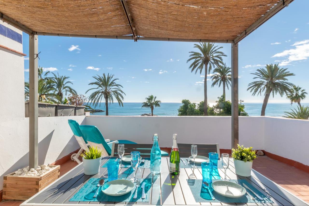 Vistamar 2: Primera línea de mar con gran terraza - B&B Sitges