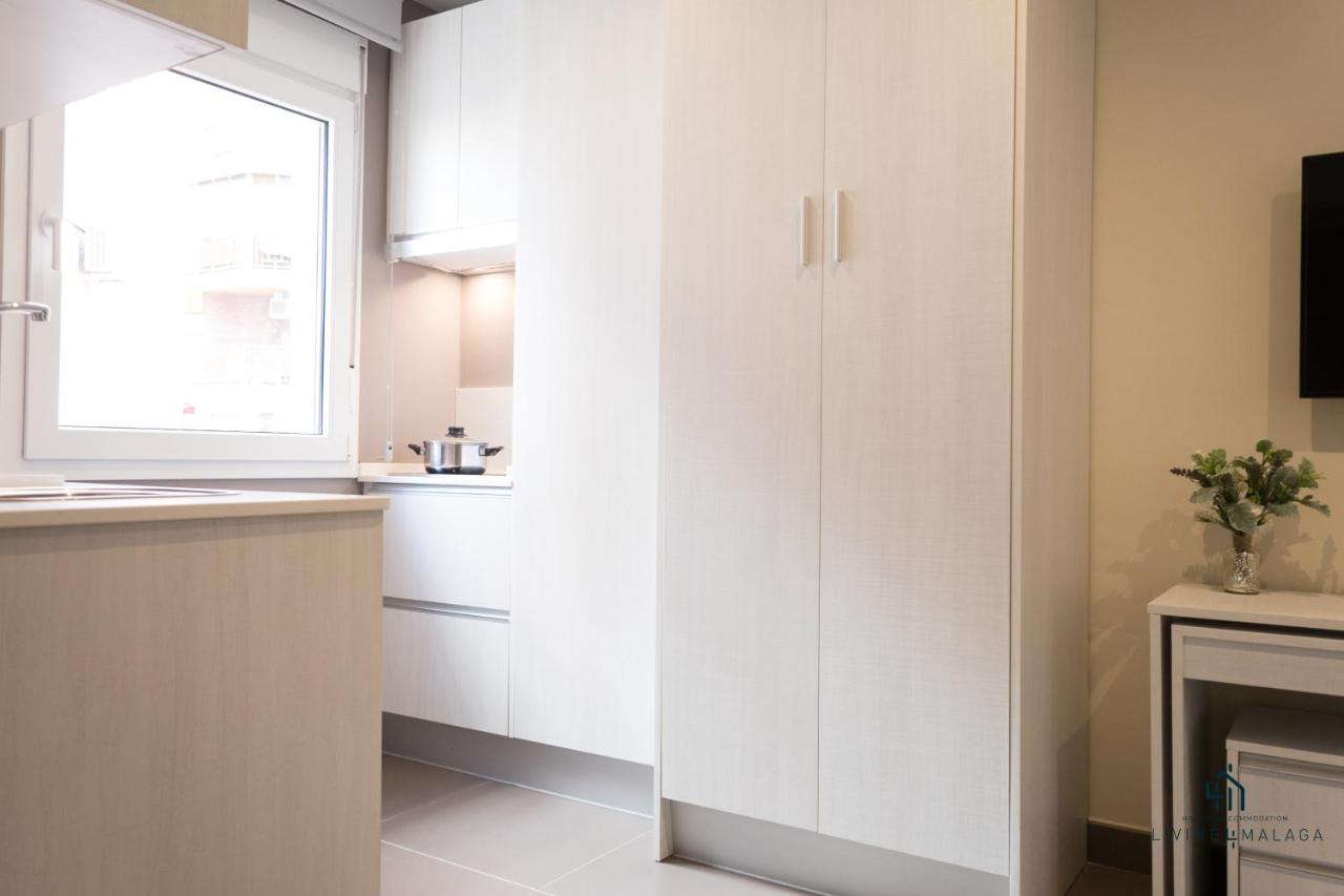 Muelle Uno Studio Apartment Beige