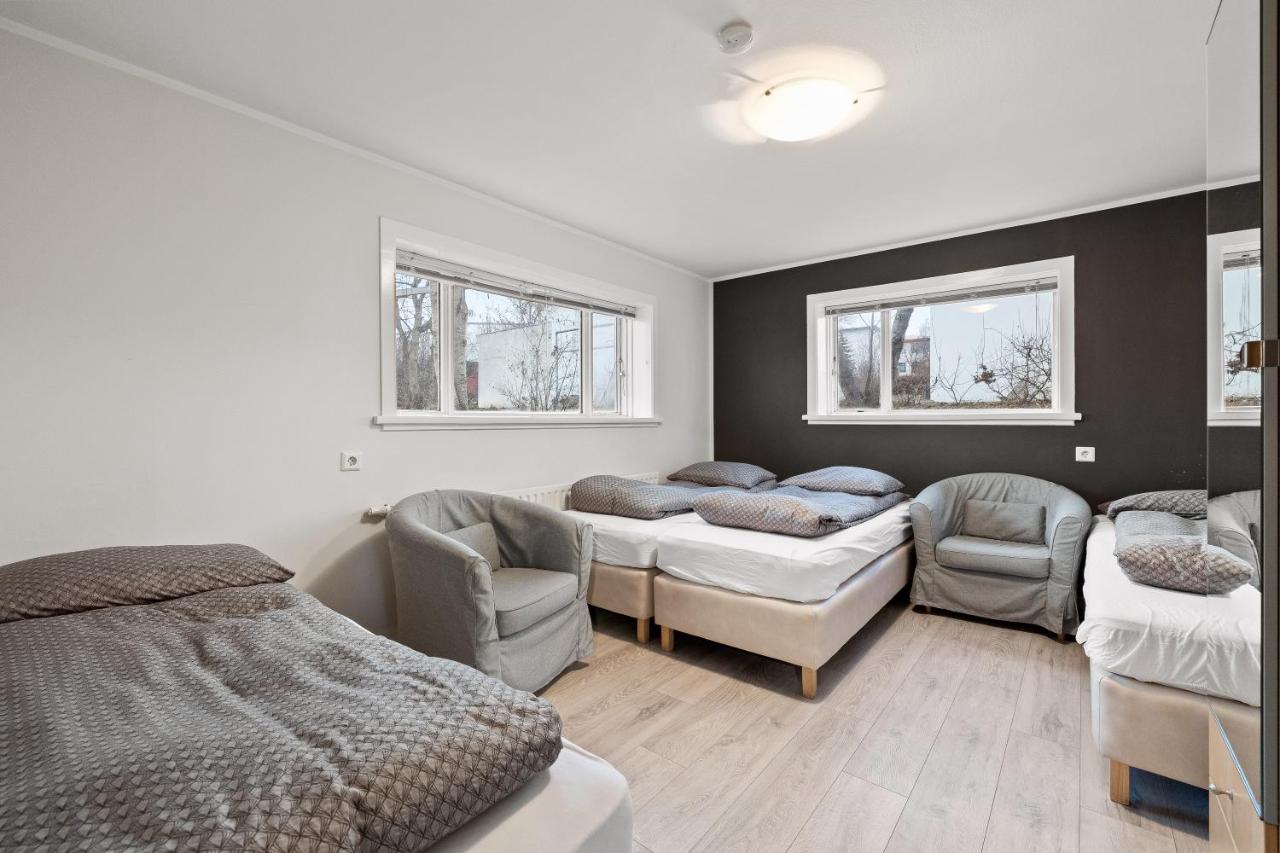 Vierpersoonskamer met Gedeelde Badkamer