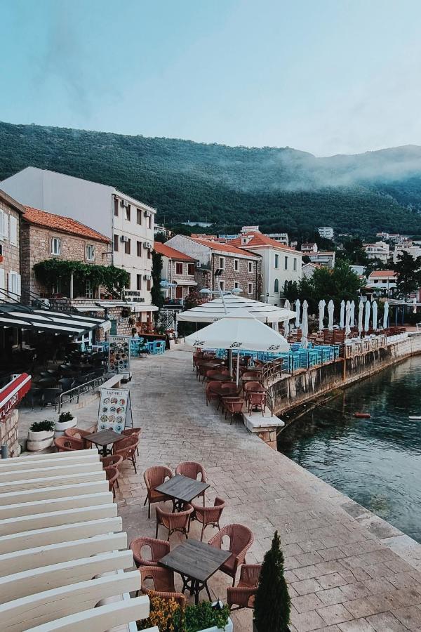 Apartments First Line - Ferienwohnung Petrovac na Moru