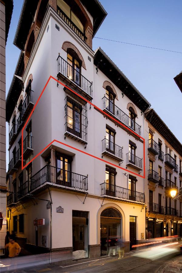 Santa Escolástica en pleno centro de Granada - B&B Granada