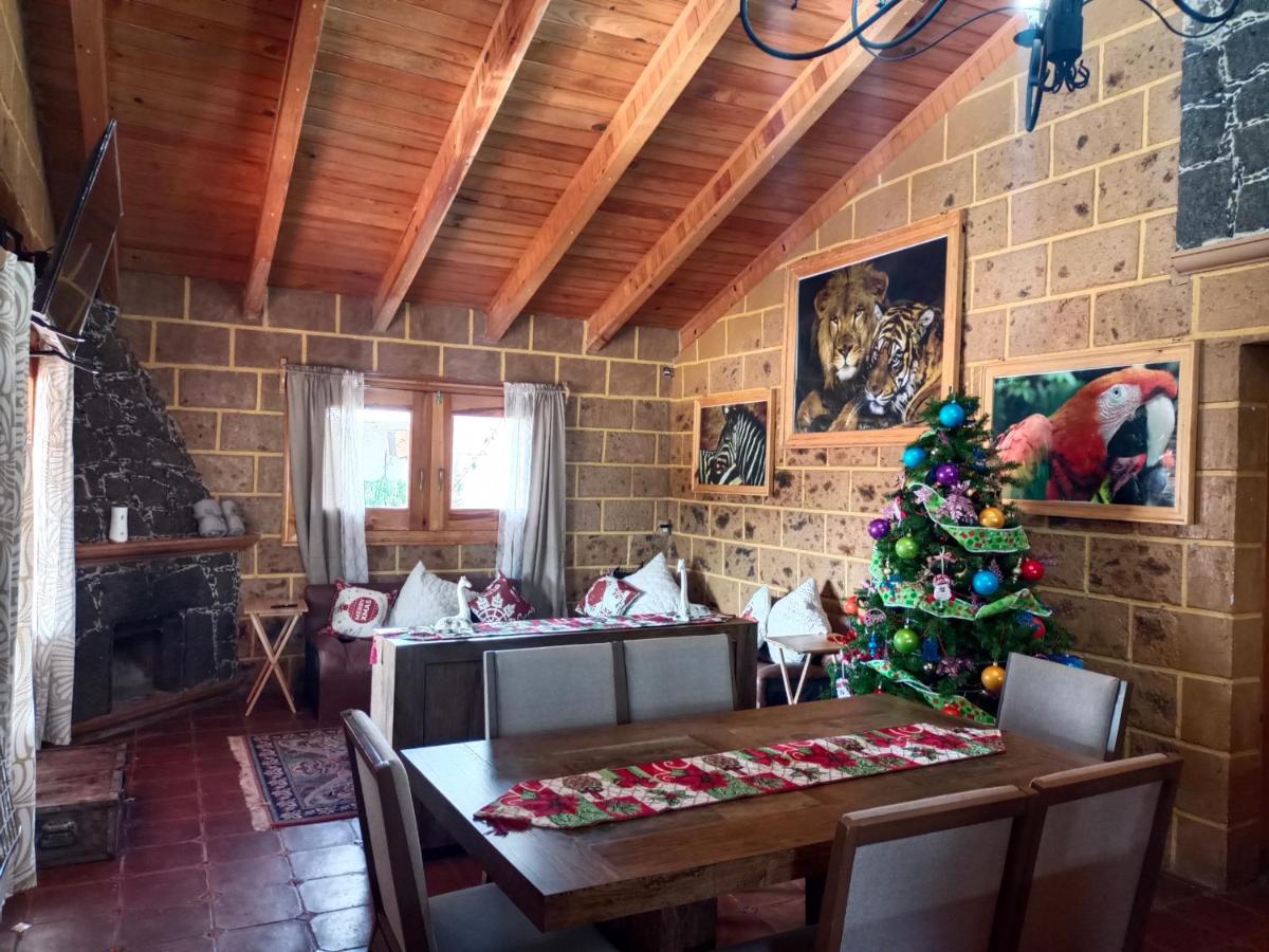 Cabaña el piñon en Ezequiel Montes - B&B Ezequiel Montes