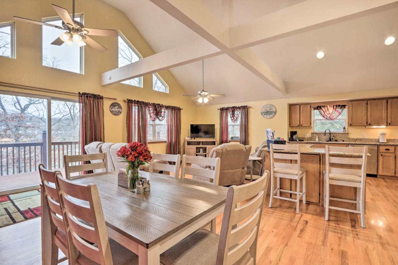 Lazy RS Lakehouse with Hot Tub and Dock in Warsaw! - B&B