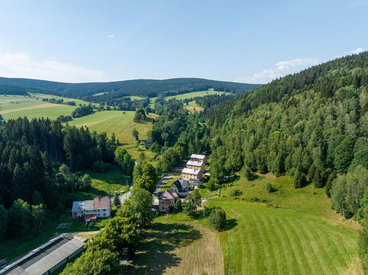 Rodinný apartmán Nová Seninka - Bed and Breakfast