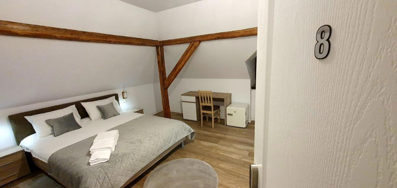 Doppelzimmer mit eigenem Bad