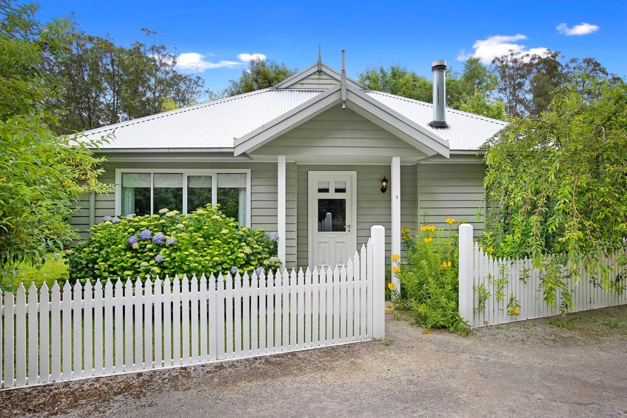 Two-Bedroom Cottage - Sage (Children Welcomed)