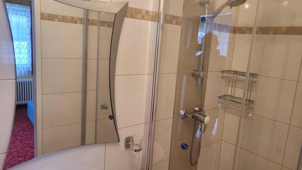 Double Room with Shower