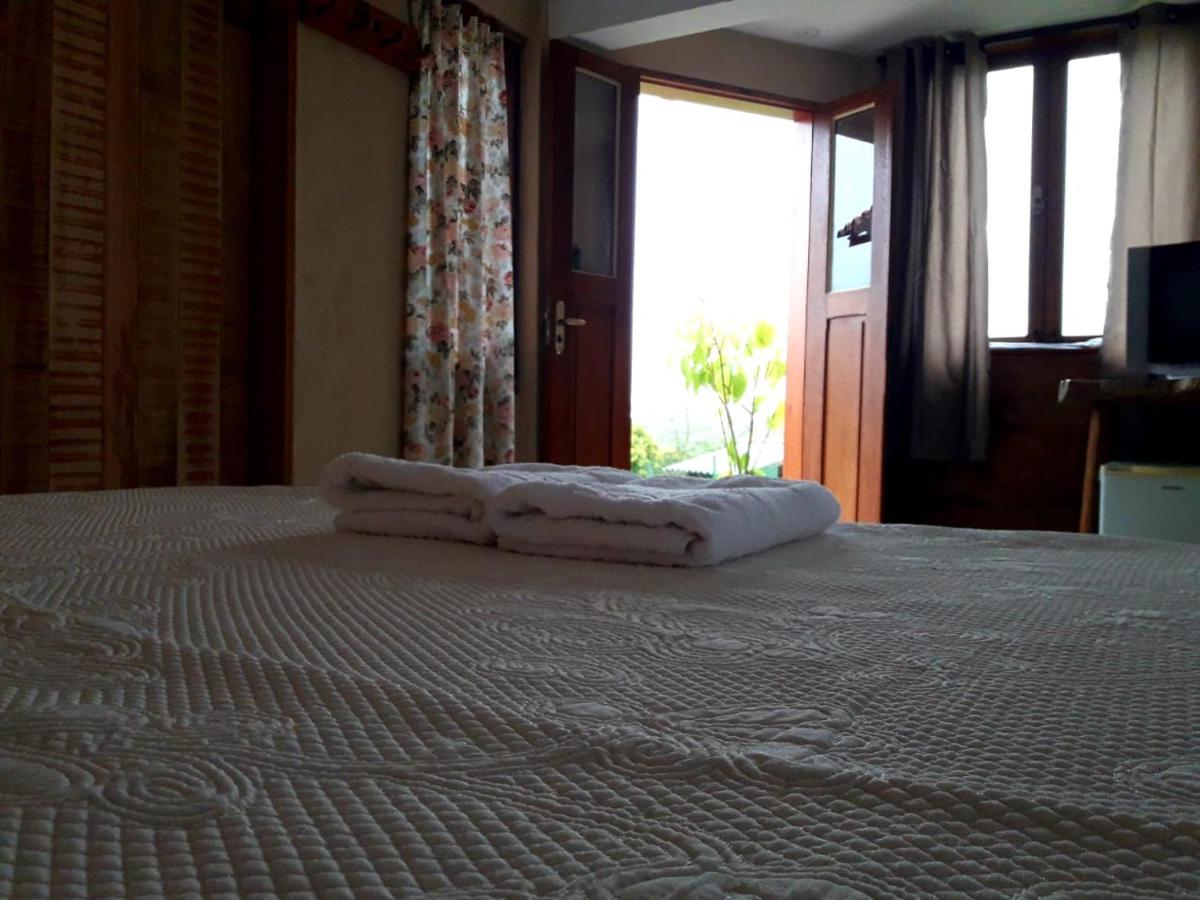 Suite with Mountain View