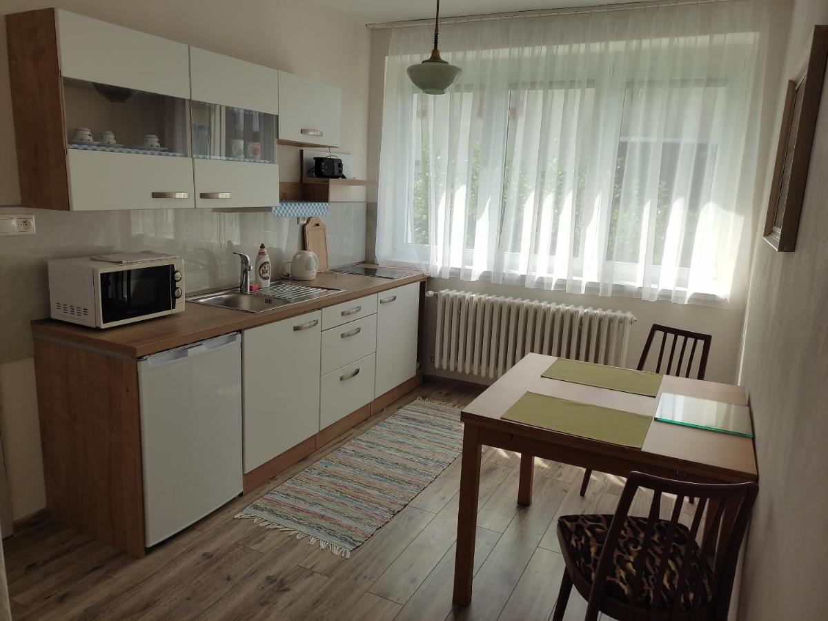 Apartamento con vistas al jardín