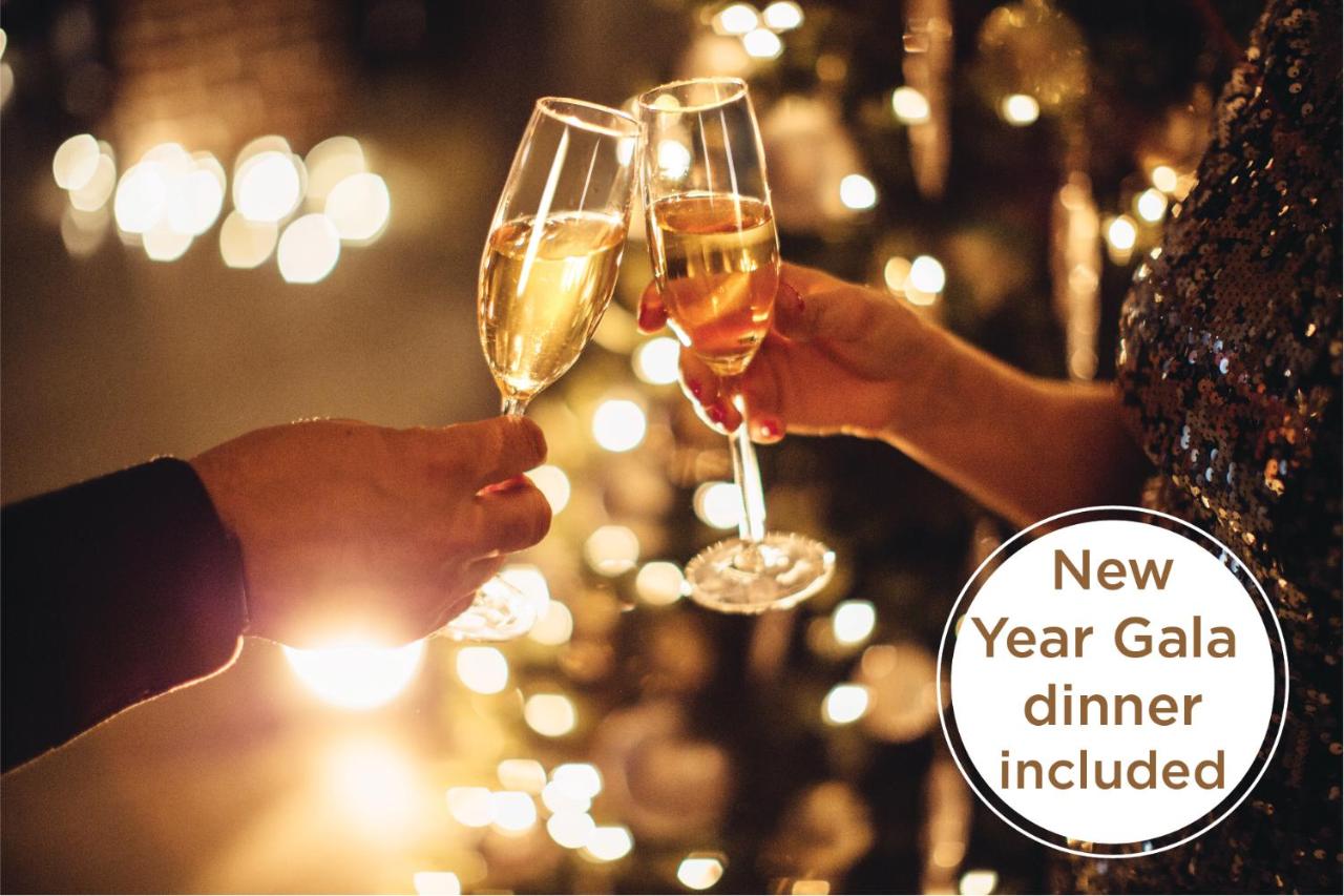 Offerta Speciale - Pacchetto Cena di Gala di Capodanno - Camera Doppia con Letti Singoli con Balcone 