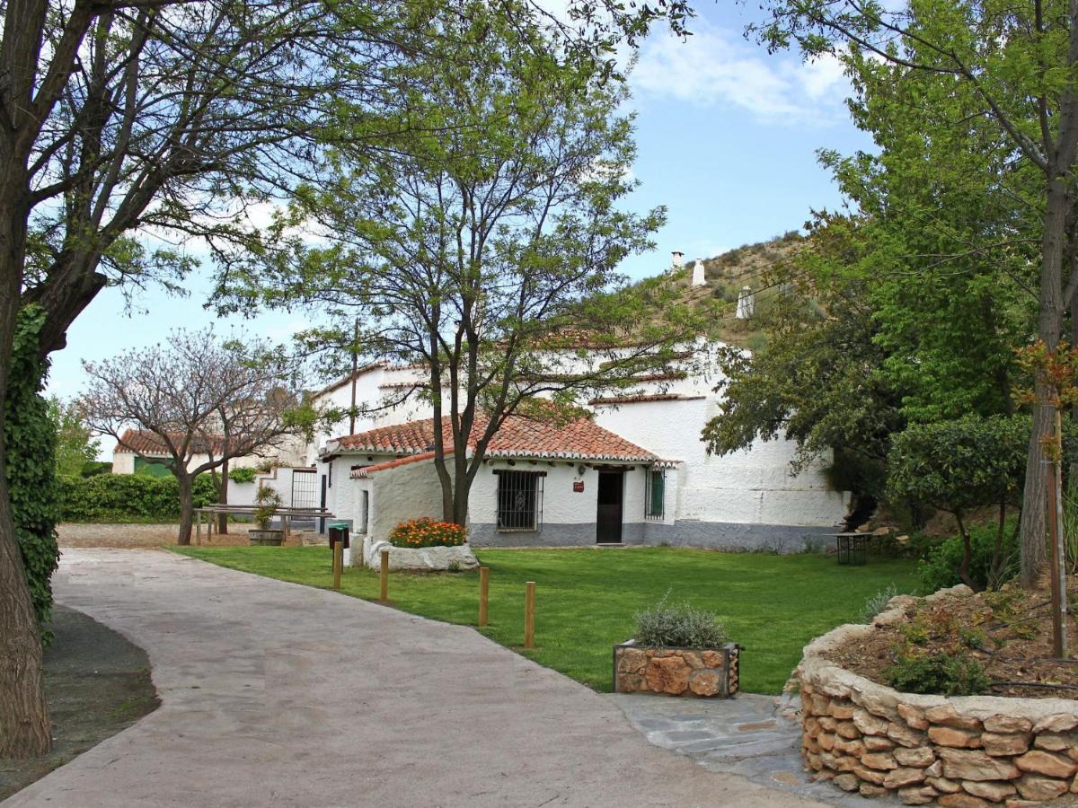 B&B Alcudia de Guadix - Rustic Cave House in Alcudia de Guadix with Pool - Bed and Breakfast Alcudia de Guadix