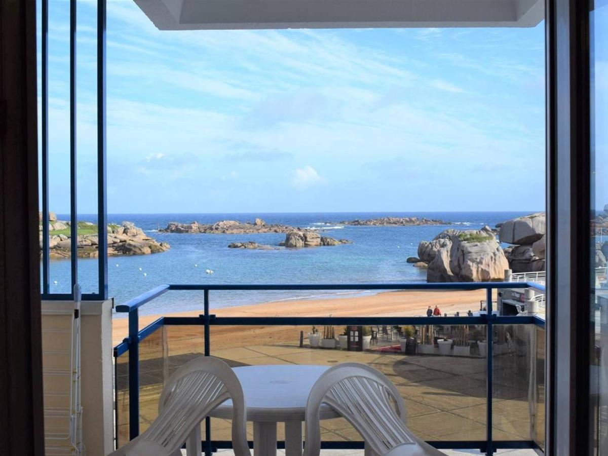 Superbe appartement avec vue mer et parking à Trégastel - FR-1-368-29 - B&B