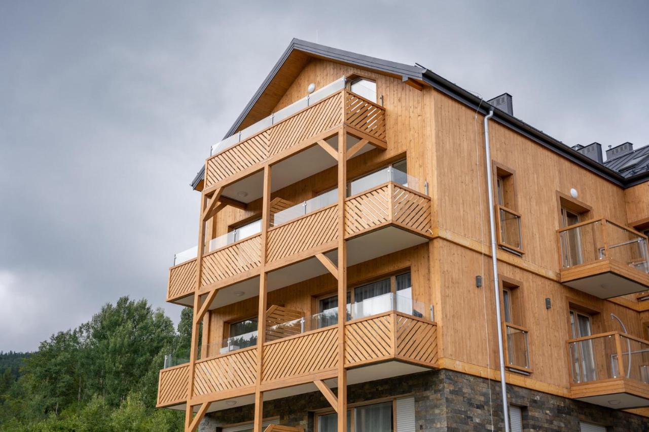 Z Widokiem Apartamenty Świerkowe 10 - z pięknym widokiem na góry - Chambres d'hôtes Szklarska Poręba