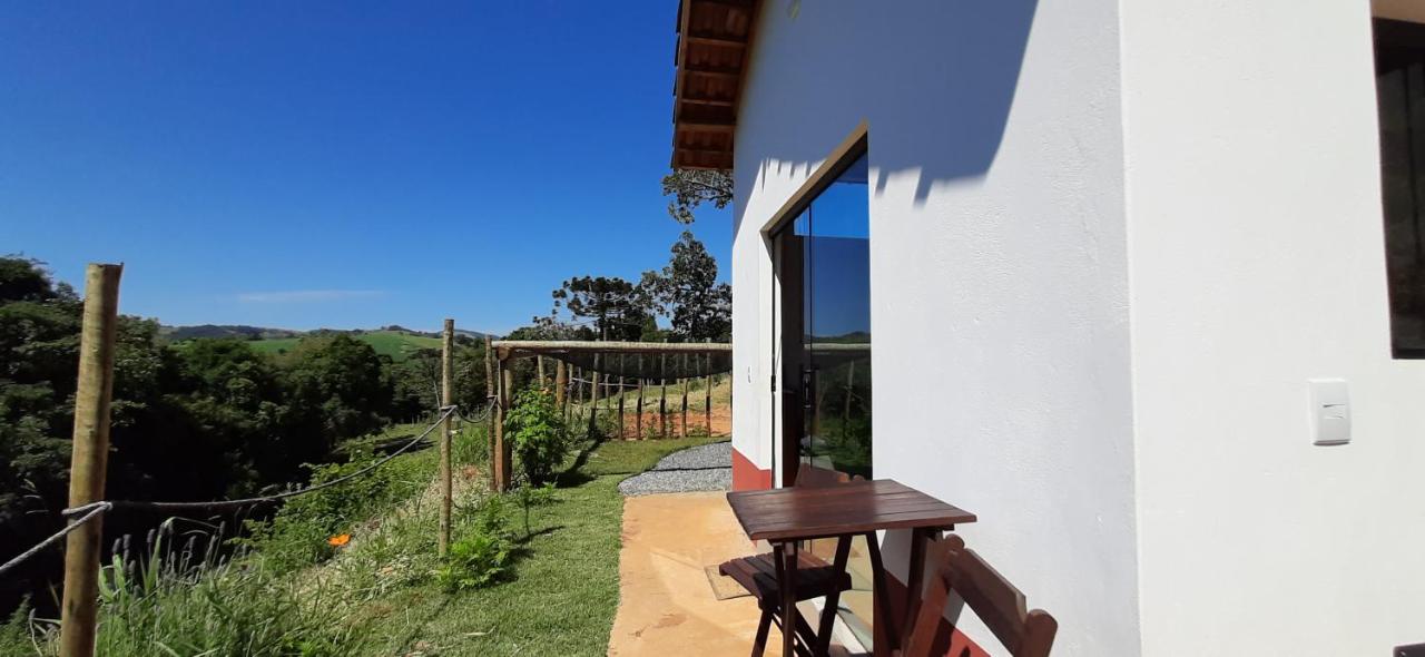 Essência Jardim Agroflorestal - Bed and Breakfast