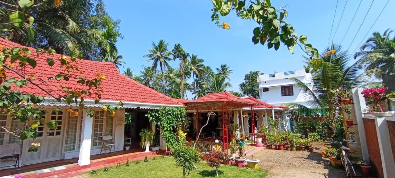 Deluxe Double Room with Extra Bed