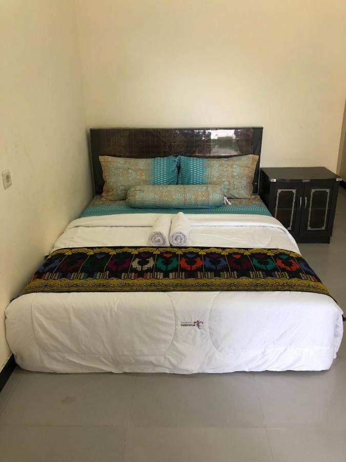 Azka Homestay - B&B Katilampak