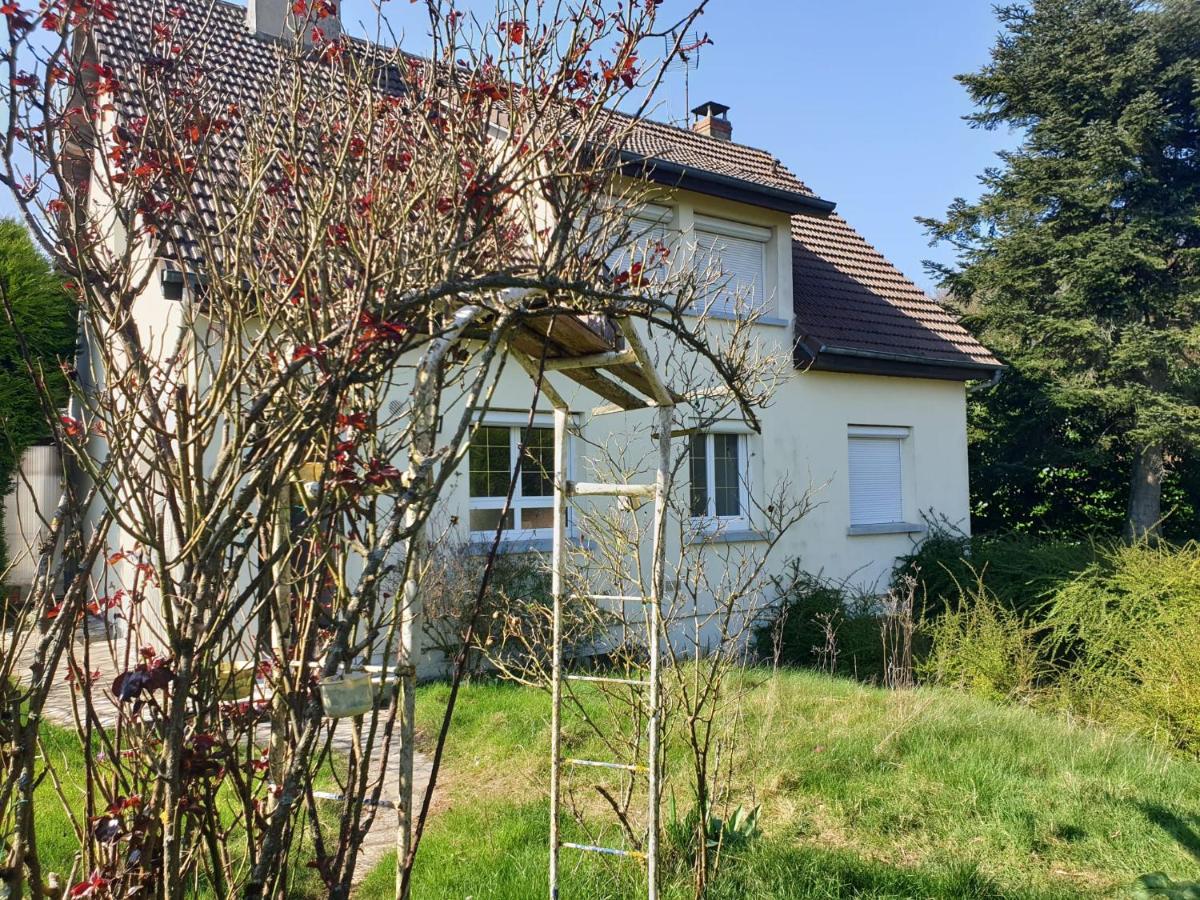 Au Domaine Cru - B&B Savignies