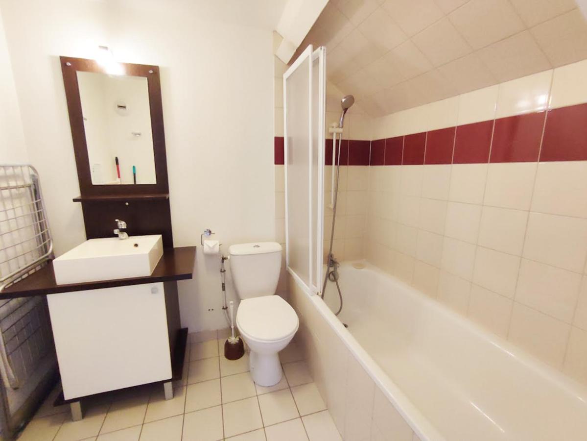 L'Esquiros, studio, centre Luchon, casier à skis, wifi, ascenseur, 3 personnes - Ferienwohnung