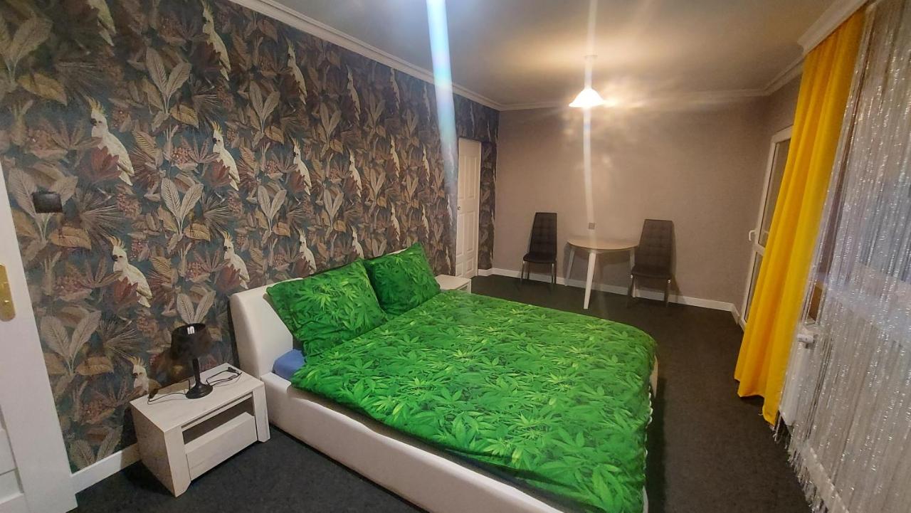 Doppelzimmer mit Balkon