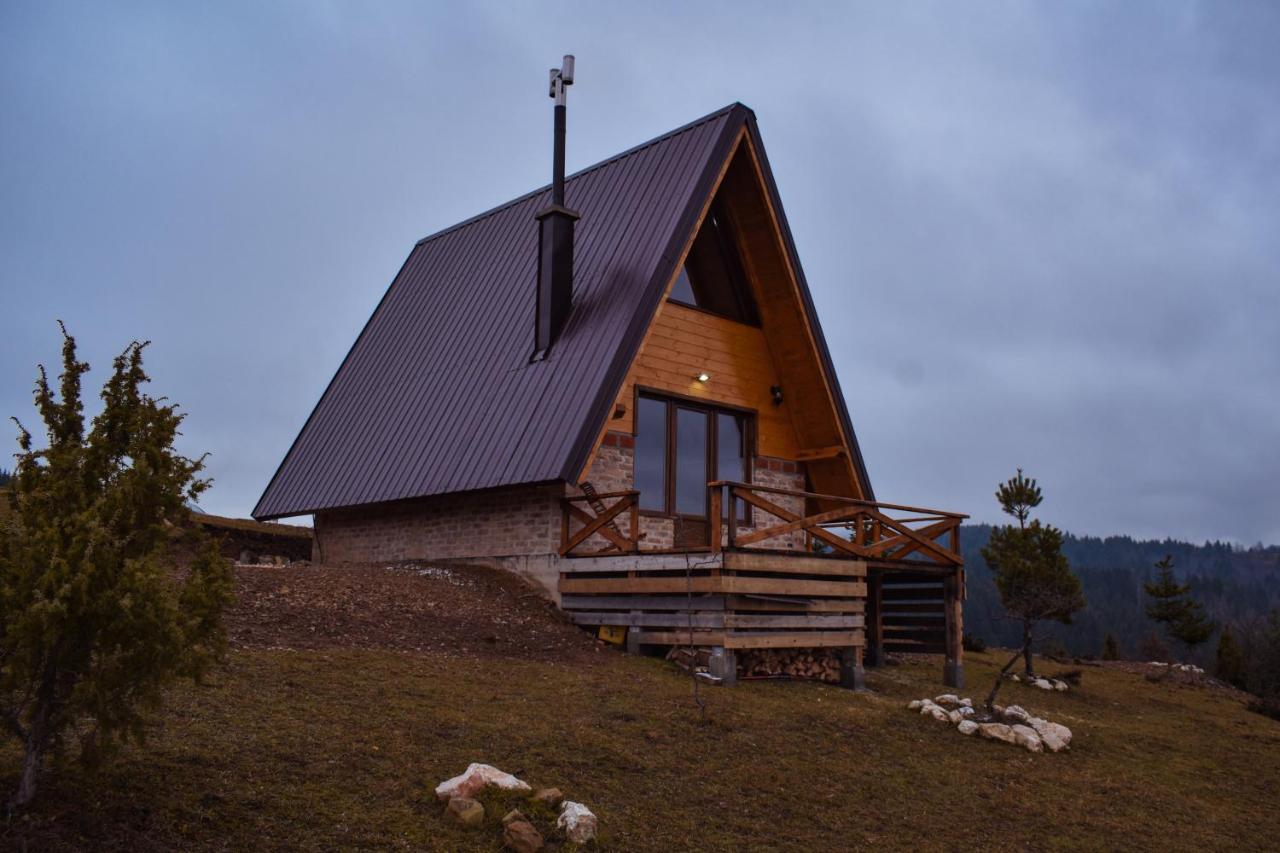 Vikendica Tromedja Pale - B&B