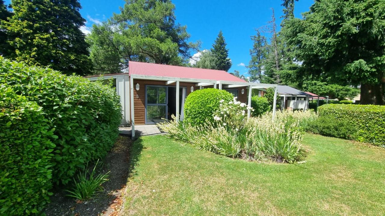 B&B Hanmer Springs - 18 Jollies Pass Road - Garden Studio 346 - Bed and Breakfast Hanmer Springs