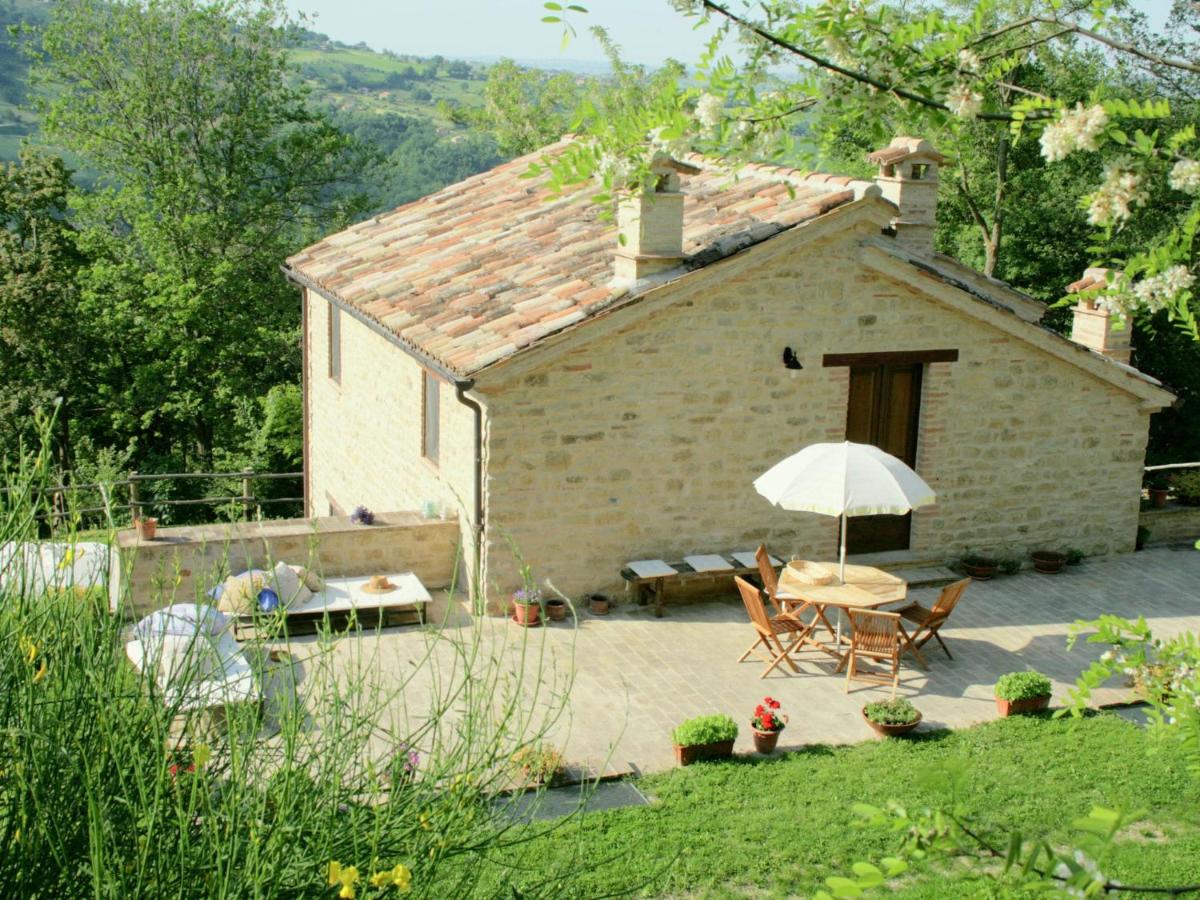 B&B Monte San Martino - Charming Villa in Monte San Martino with Swimming Pool - Bed and Breakfast Monte San Martino