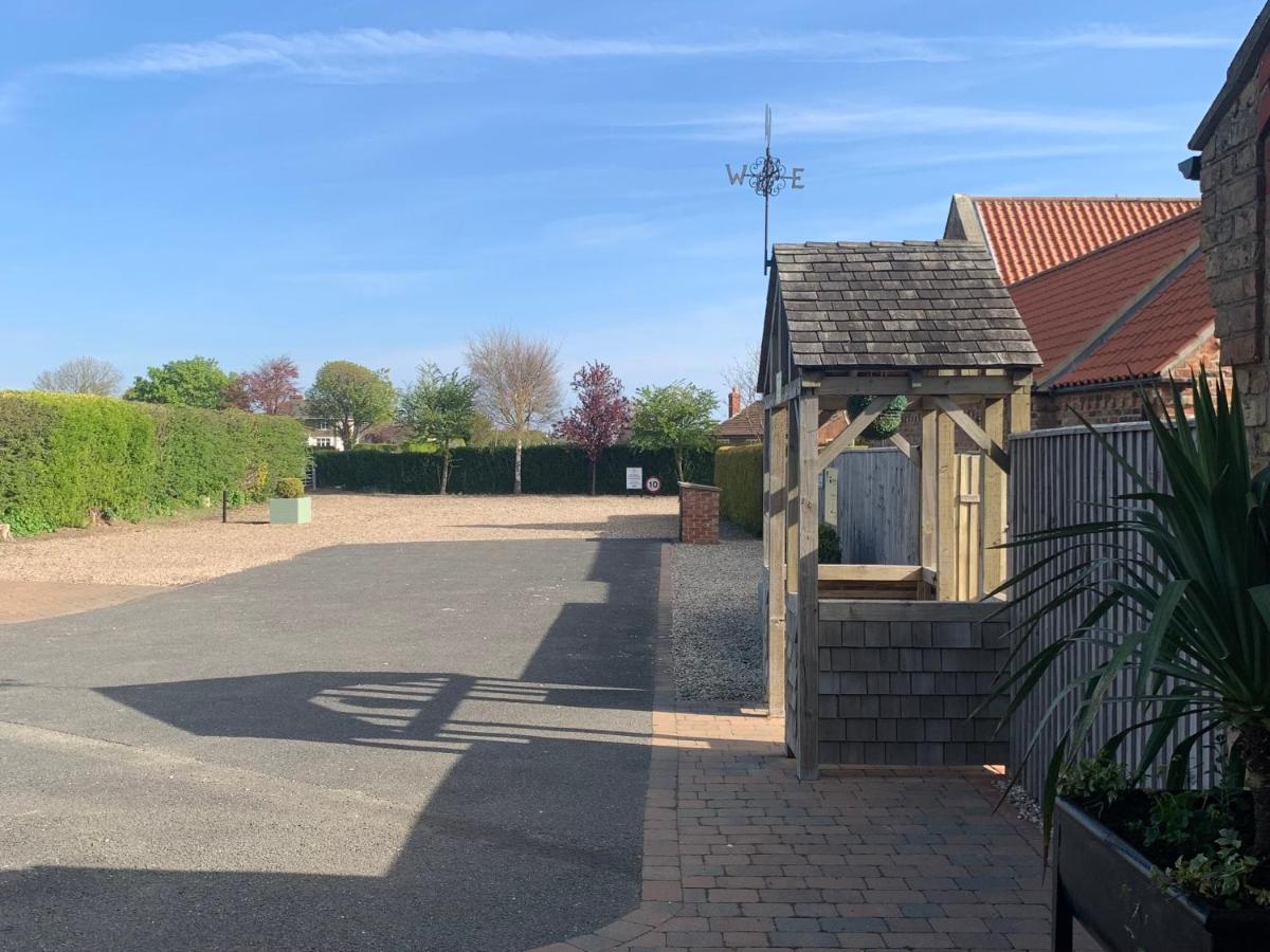 Meals Farm Holiday Cottages - The Stables - B&B North Somercotes