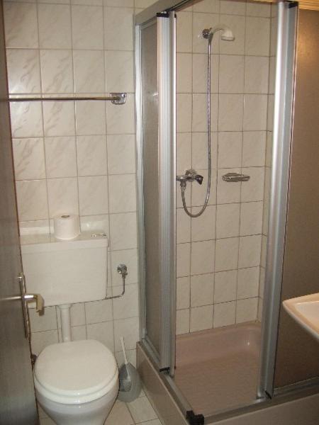 Two-Bedroom Apartment (3 Adults)