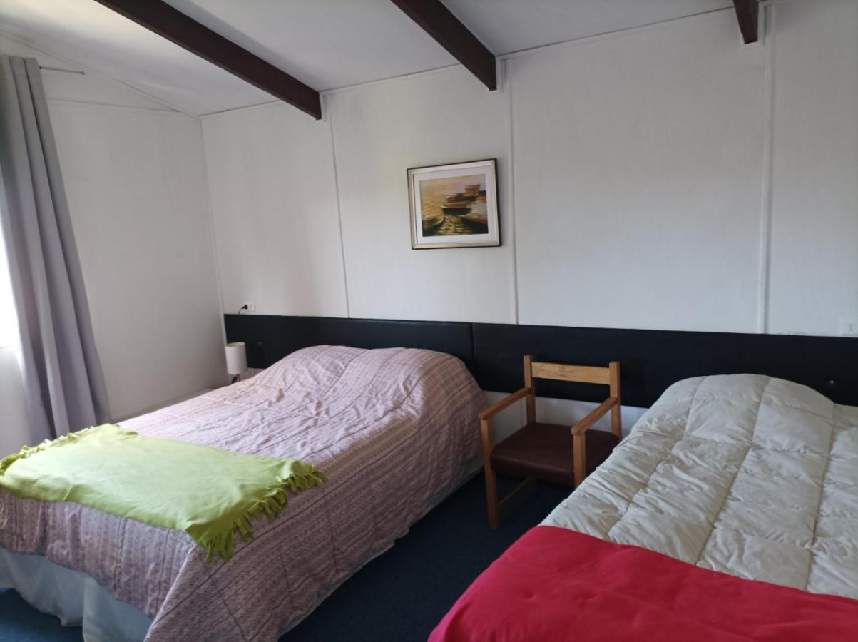 Tweepersoonskamer met 2 Aparte Bedden