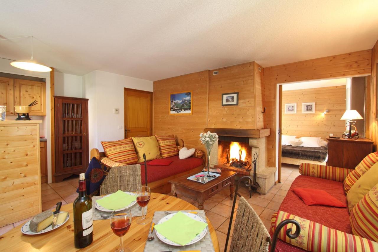 N°181 Apartment MARMOTTE - Separated room with private terrace and glacier view