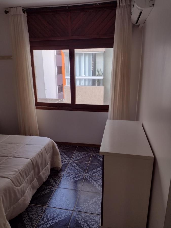 Apartamento a uma quadra do mar (200 m da Praia) - B&B Capão da Canoa