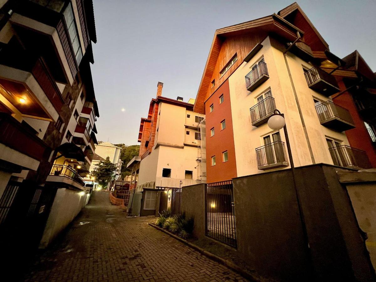 Apartamentos Onze1 no CENTRO by Achei Gramado - Bed and Breakfast Gramado