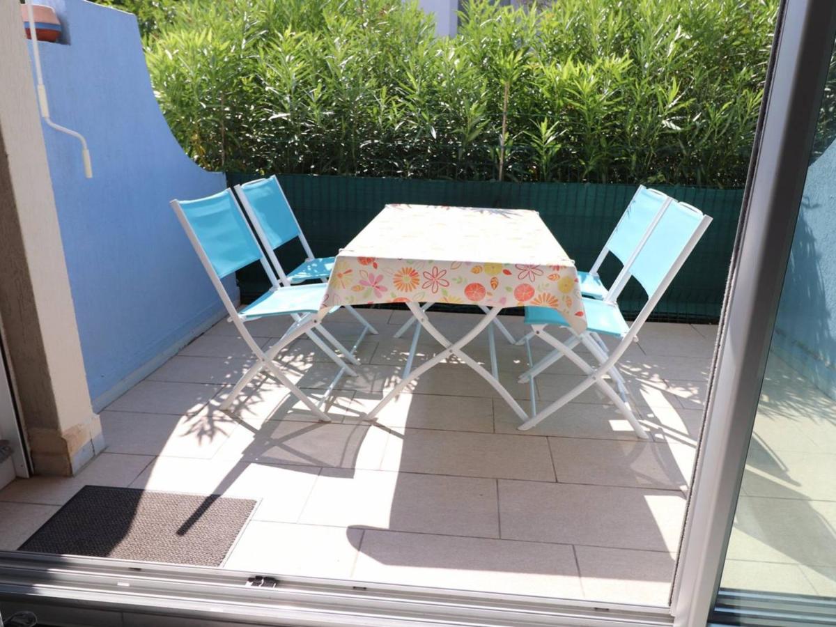 Studio Cabine au RDC avec Terrasse, Piscines, Parking Privé et Proche de la Mer - FR-1-307-186 - Bed and Breakfast
