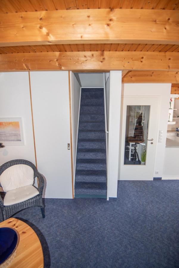 Apartment mit Balkon